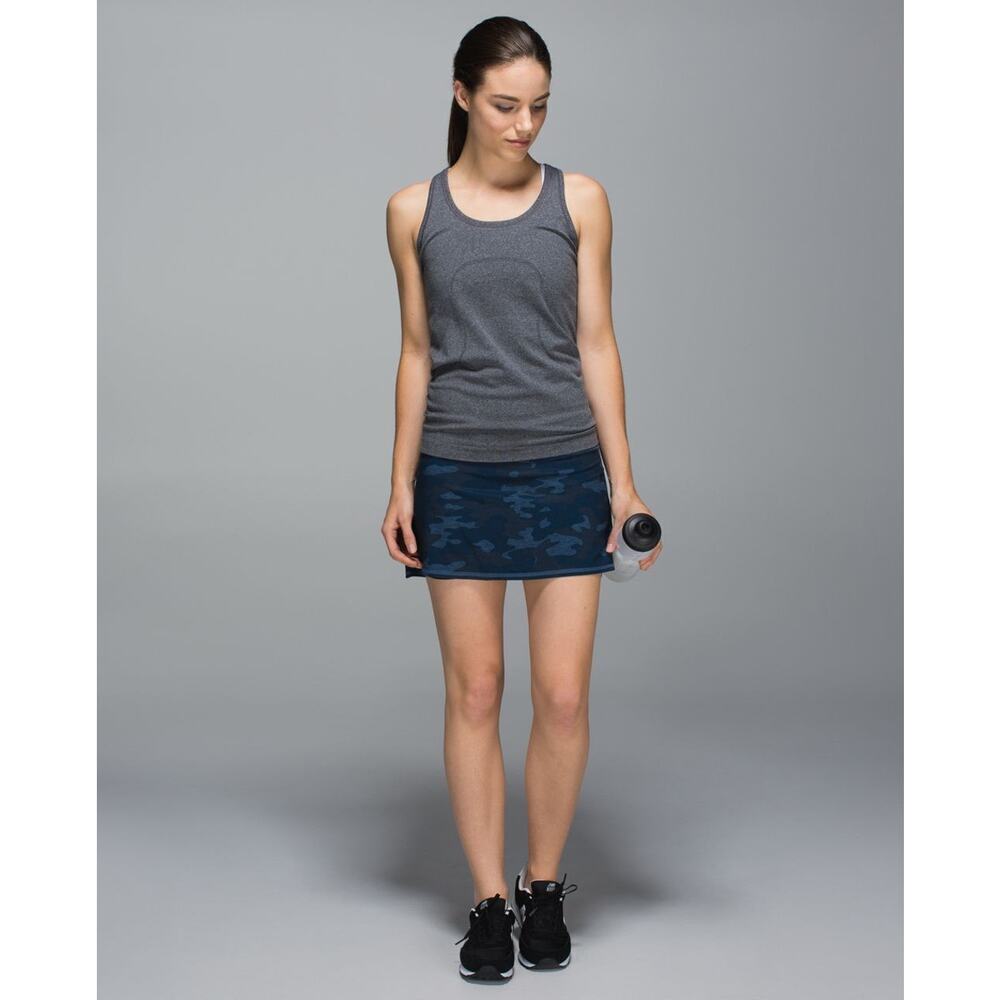 Lululemon Heathered Texture Lotus Camo Oil Slick Pace Setter Skirt Size 6